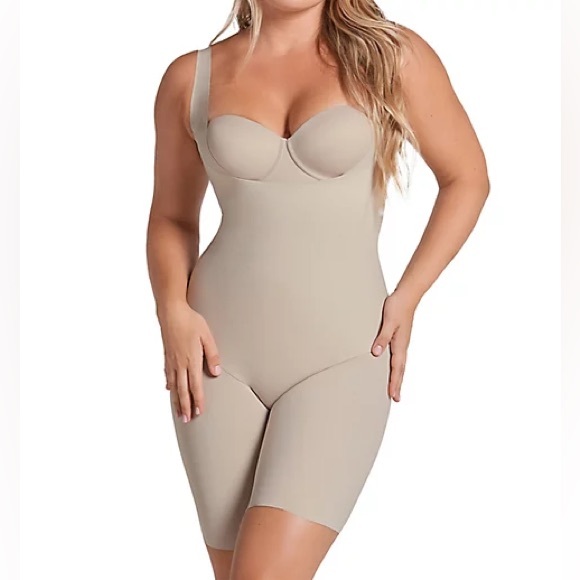 Leonisa Undetectable Edge Mid-Thigh Bodysuit Shaper Sz Large